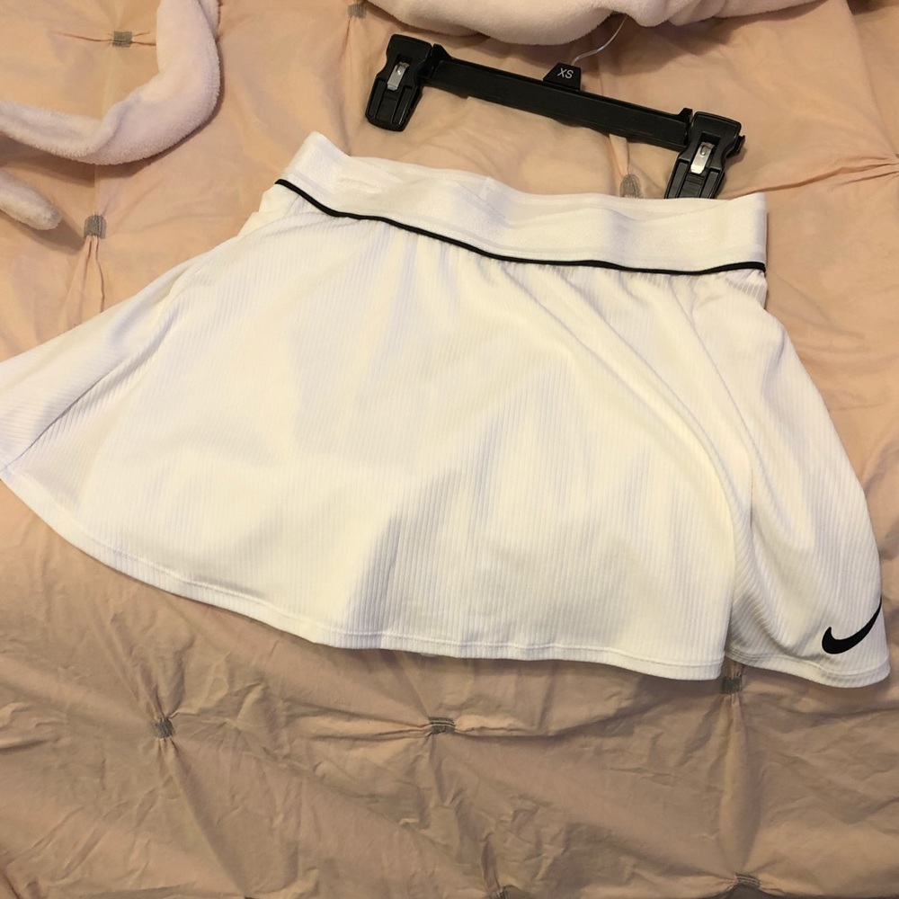 Nike tennis skirt white XS worn once